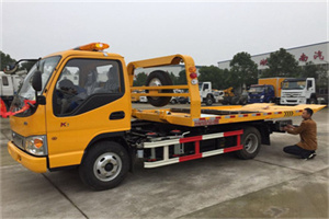 泽库哪里有拖车服务